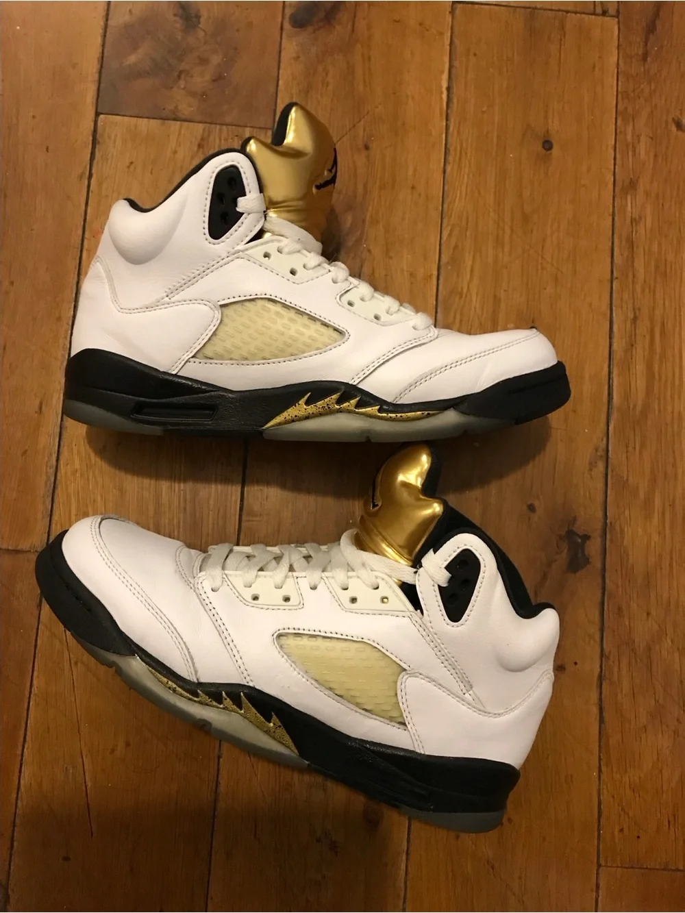 Air Jordan 5 Retro White Gold Black